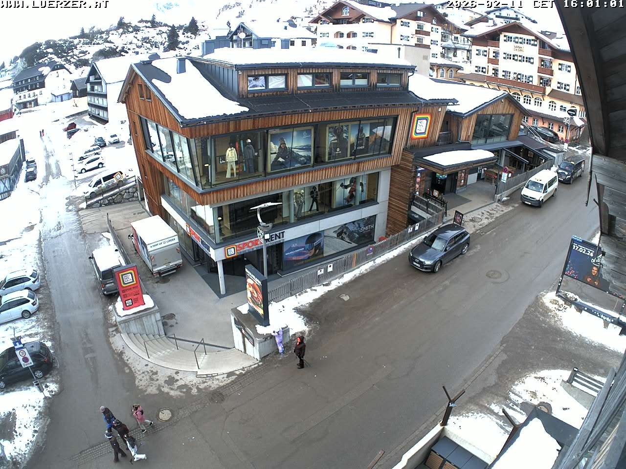 Archiv Foto Webcam Freudenhaus Outlet Obertauern