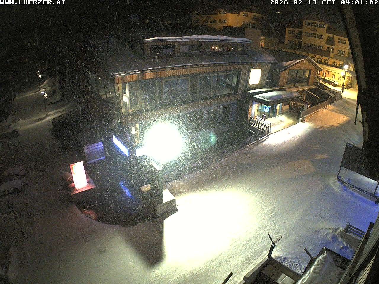 Archived image Webcam Outlet Freudenhaus in Obertauern