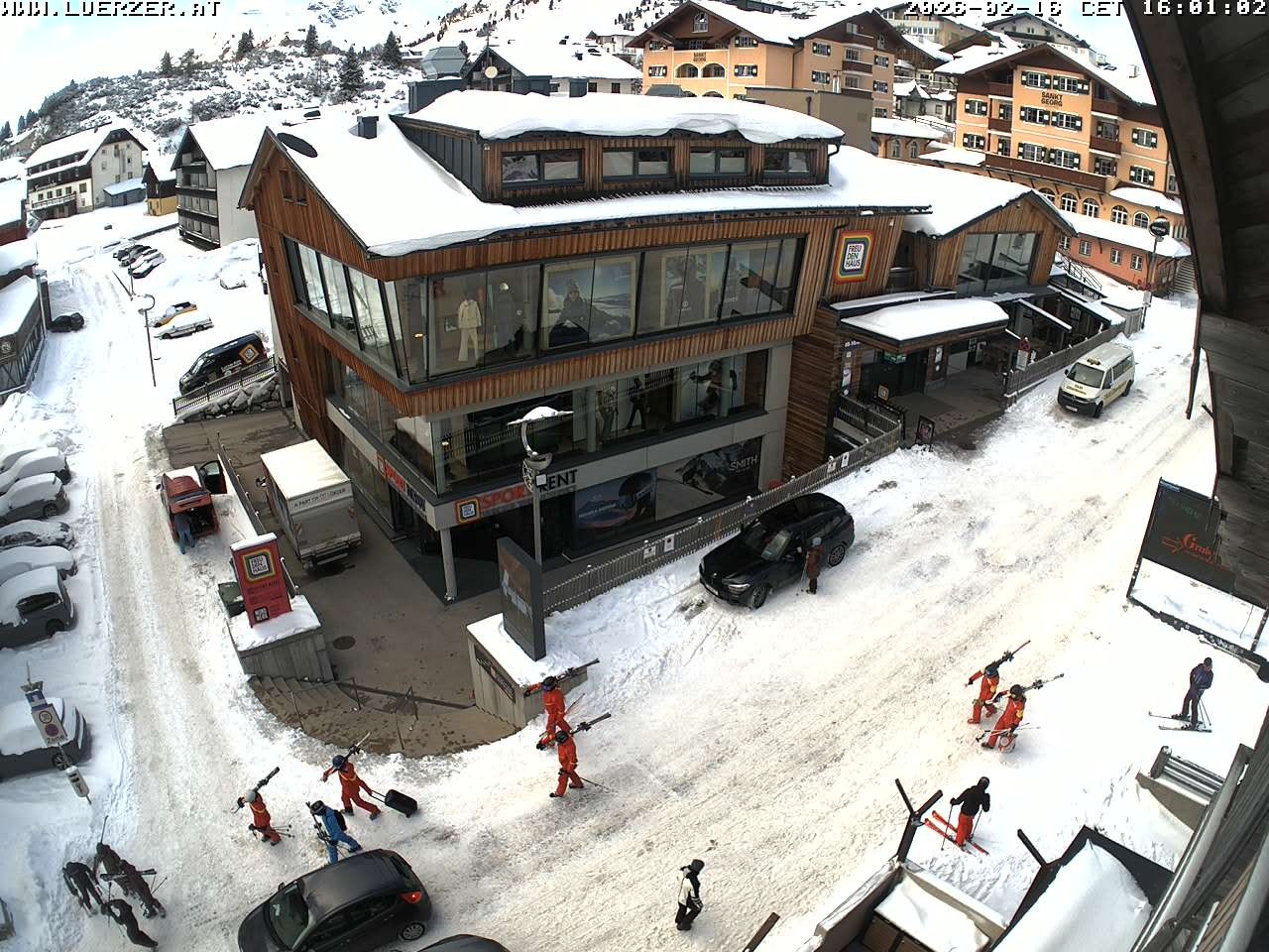 Archiv Foto Webcam Freudenhaus Outlet Obertauern