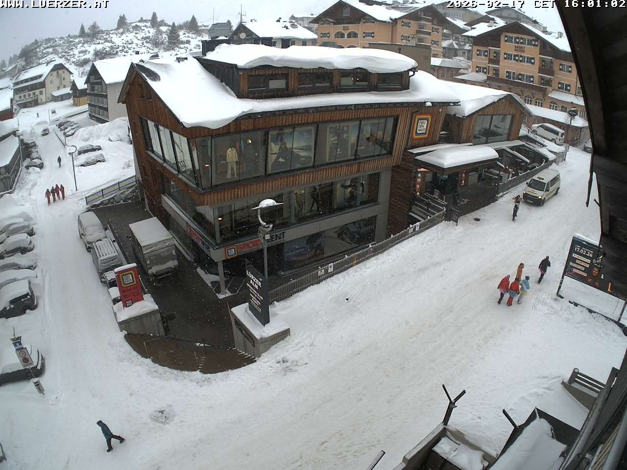 Archiv Foto Webcam Freudenhaus Outlet Obertauern