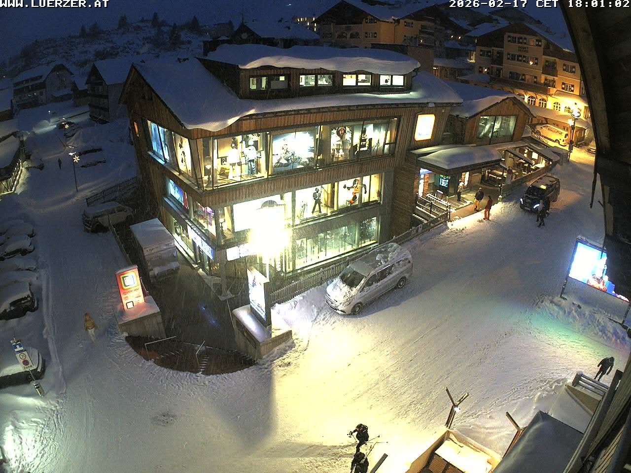 Archiv Foto Webcam Freudenhaus Outlet Obertauern