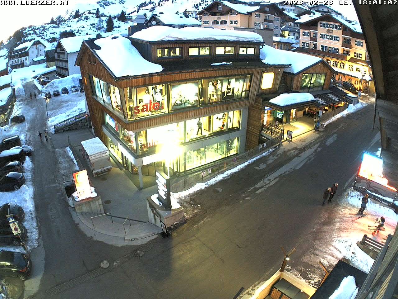 Archived image Webcam Outlet Freudenhaus in Obertauern