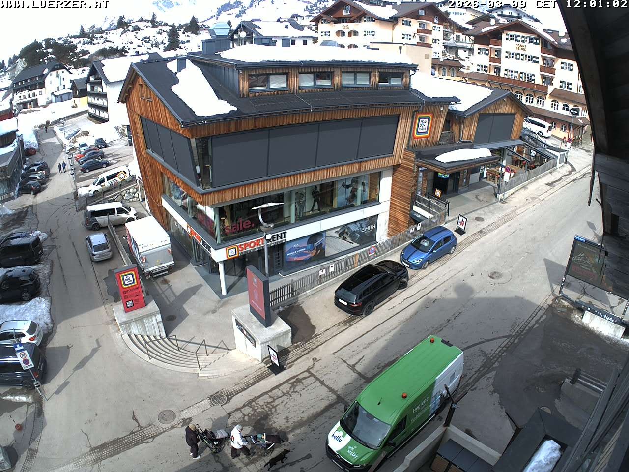 Archiv Foto Webcam Freudenhaus Outlet Obertauern
