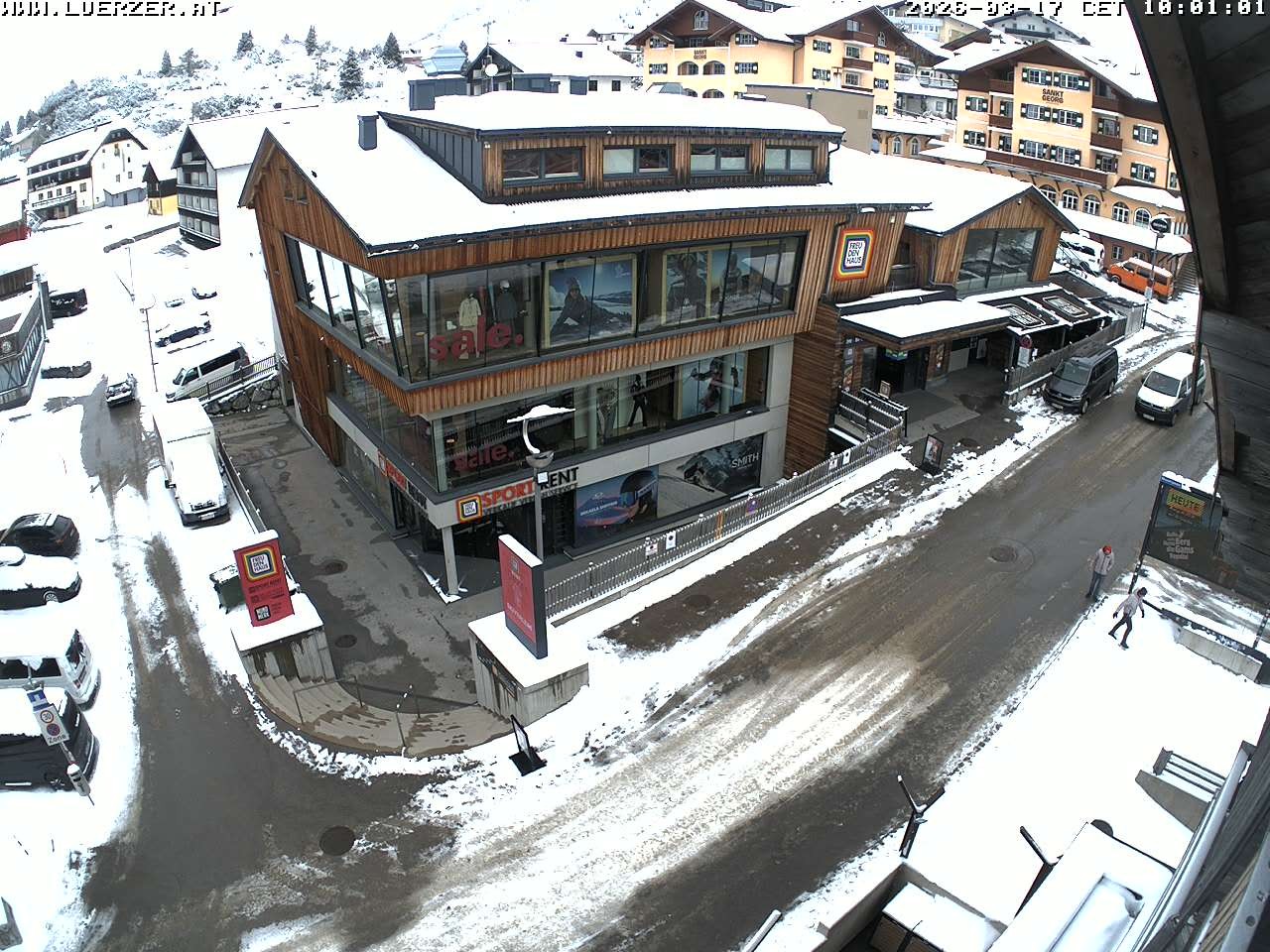 Archived image Webcam Outlet Freudenhaus in Obertauern
