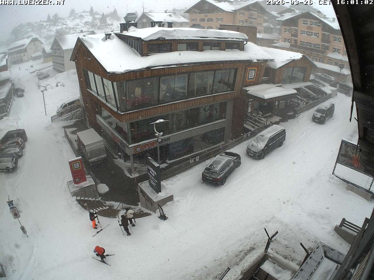 Archiv Foto Webcam Freudenhaus Outlet Obertauern