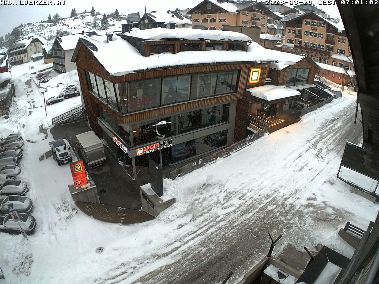 Archiv Foto Webcam Freudenhaus Outlet Obertauern