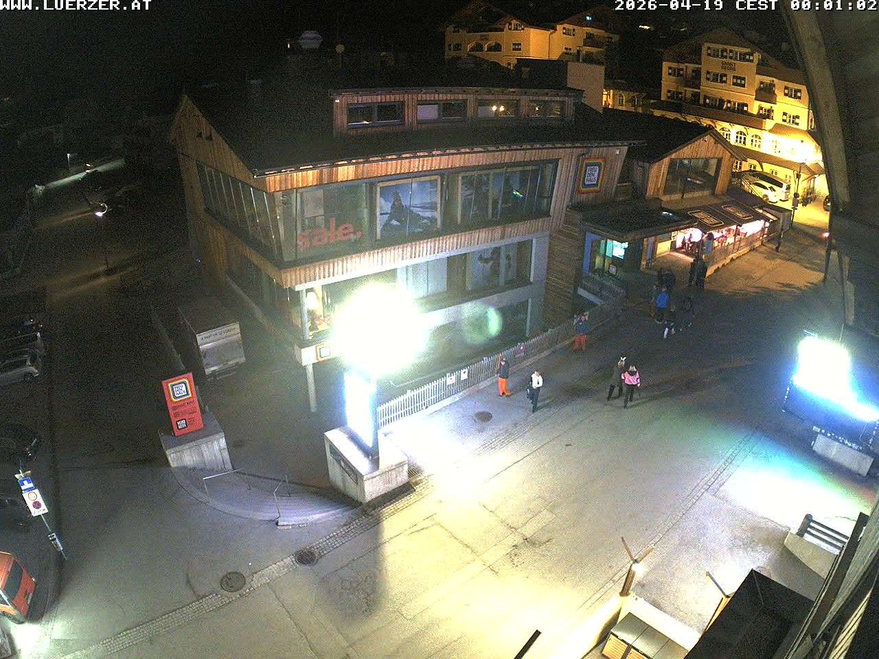 Archived image Webcam Outlet Freudenhaus in Obertauern