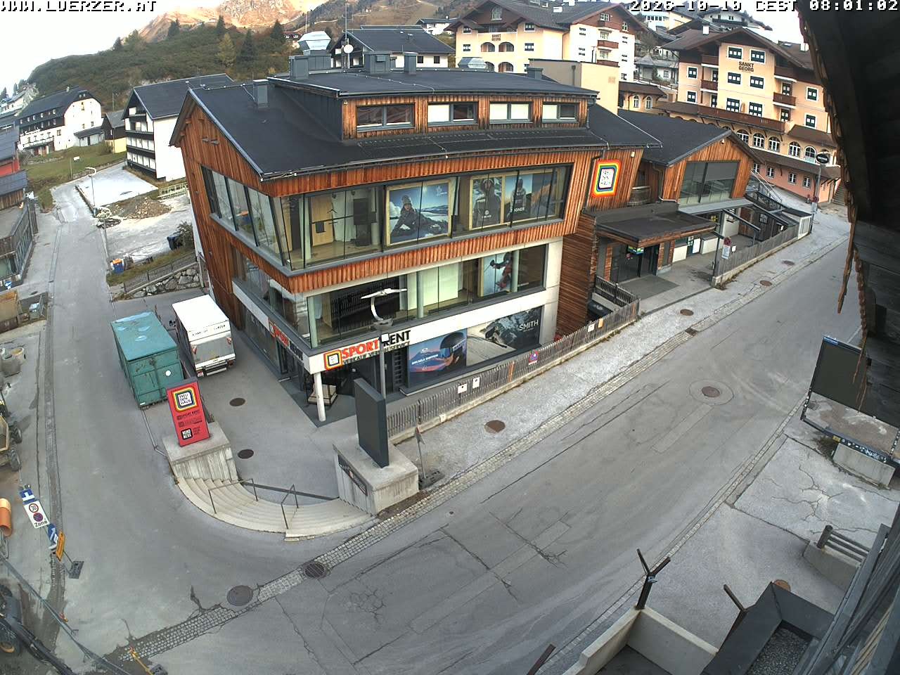 Archived image Webcam Outlet Freudenhaus in Obertauern