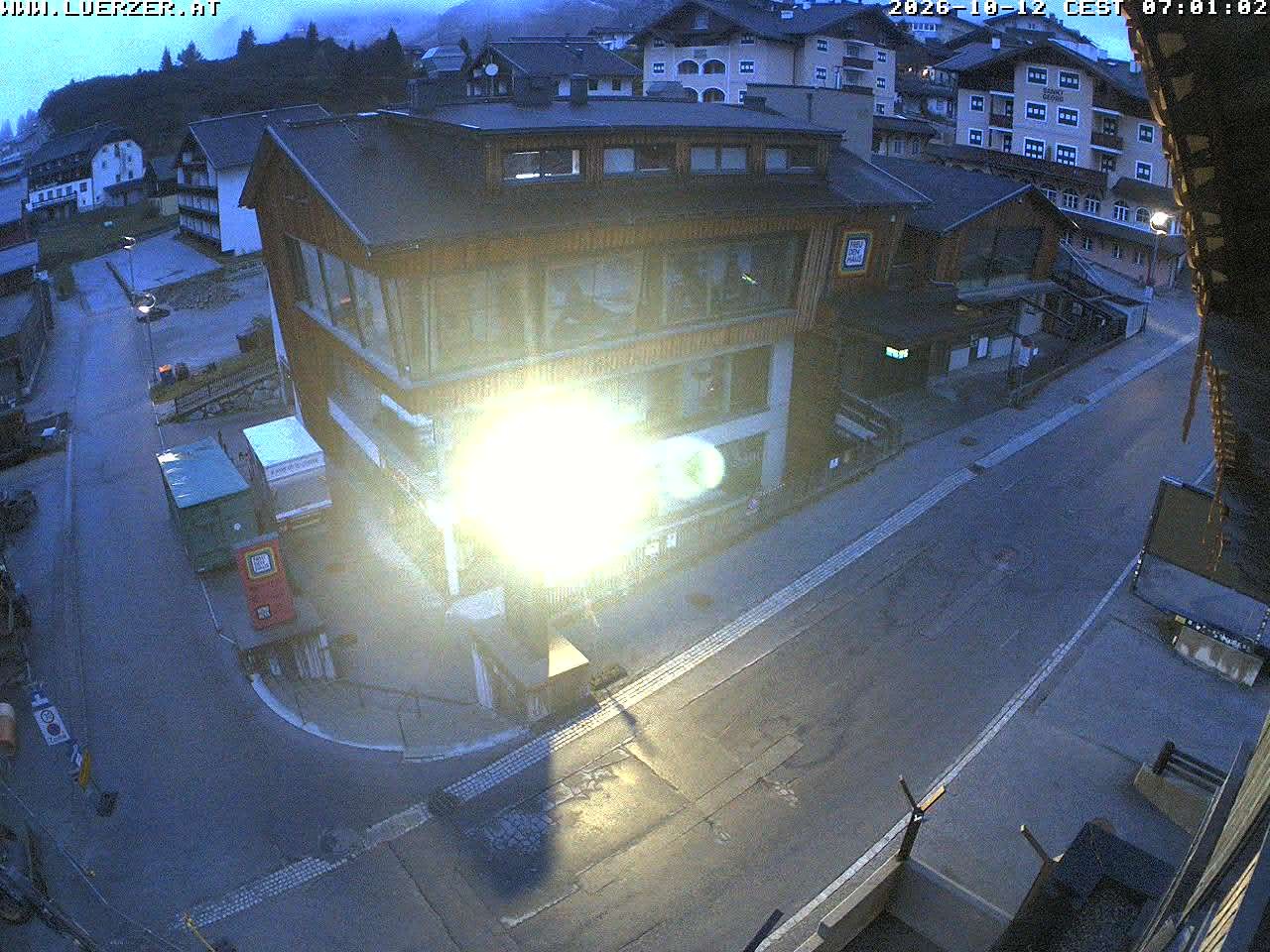Archiv Foto Webcam Freudenhaus Outlet Obertauern