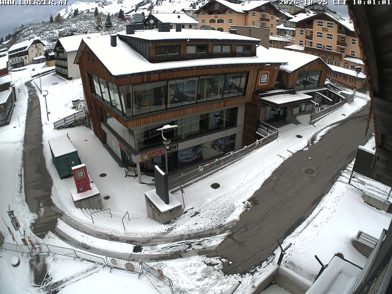 Archived image Webcam Outlet Freudenhaus in Obertauern