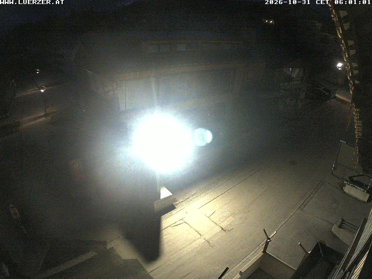 Archived image Webcam Outlet Freudenhaus in Obertauern