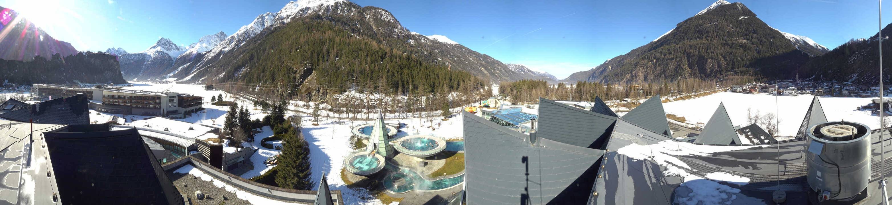 Archived image Webcam Längenfeld: View Aqua Dome