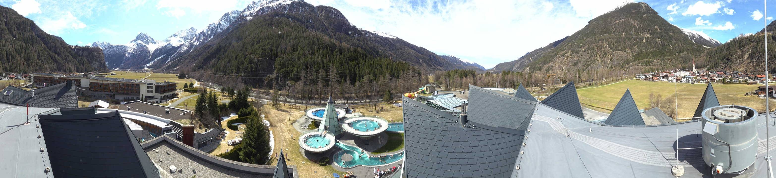 Archived image Webcam Längenfeld: View Aqua Dome