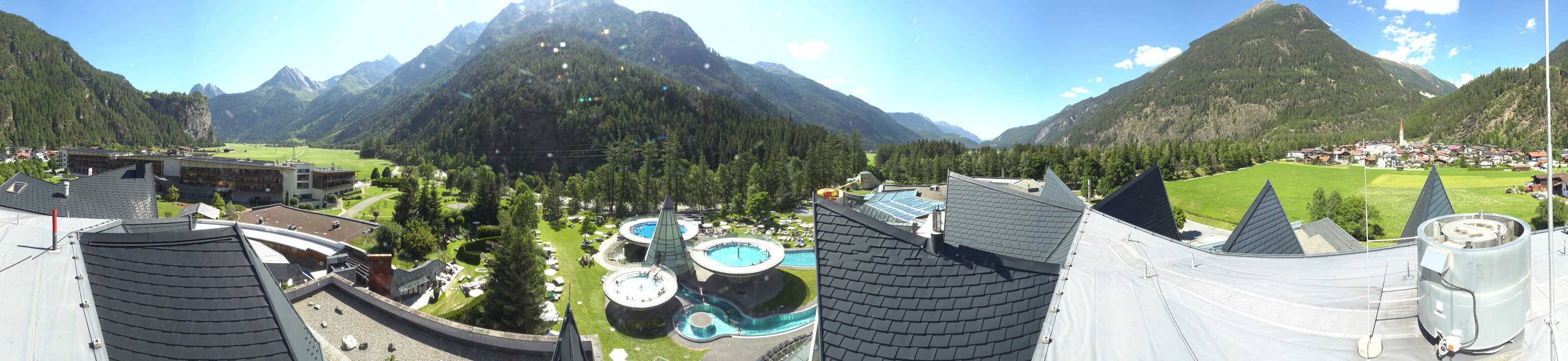 Archived image Webcam Längenfeld: View Aqua Dome