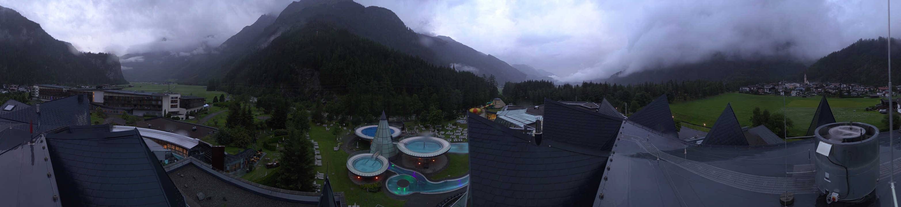 Archiv Foto Webcam Aqua Dome in Längenfeld