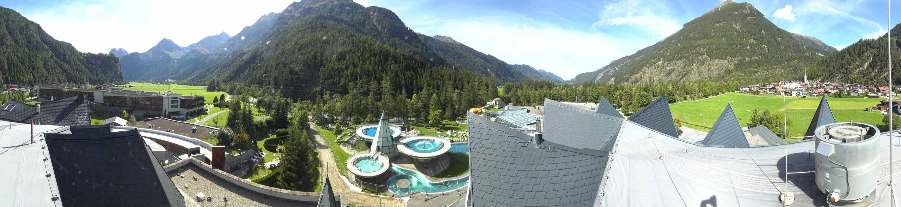 Archived image Webcam Längenfeld: View Aqua Dome