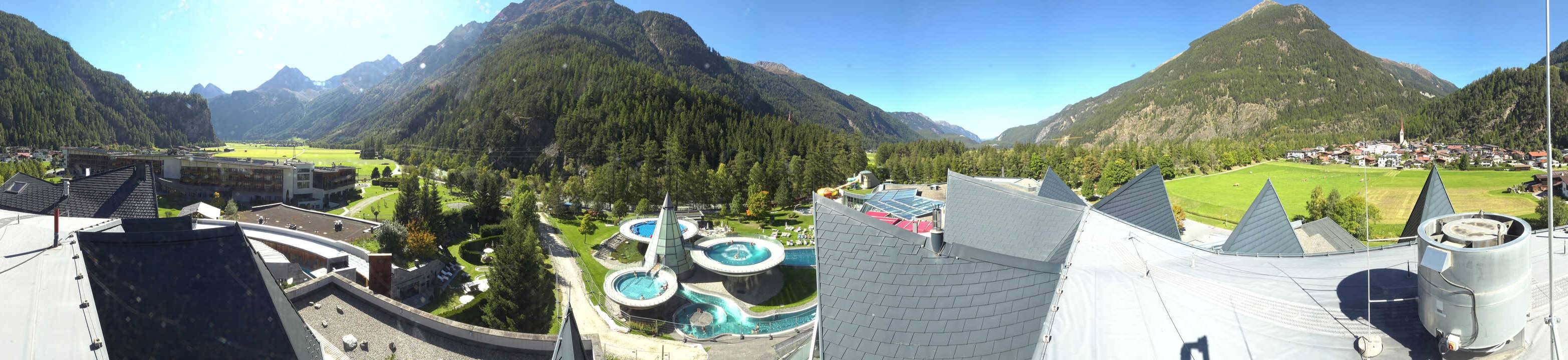 Archived image Webcam Längenfeld: View Aqua Dome