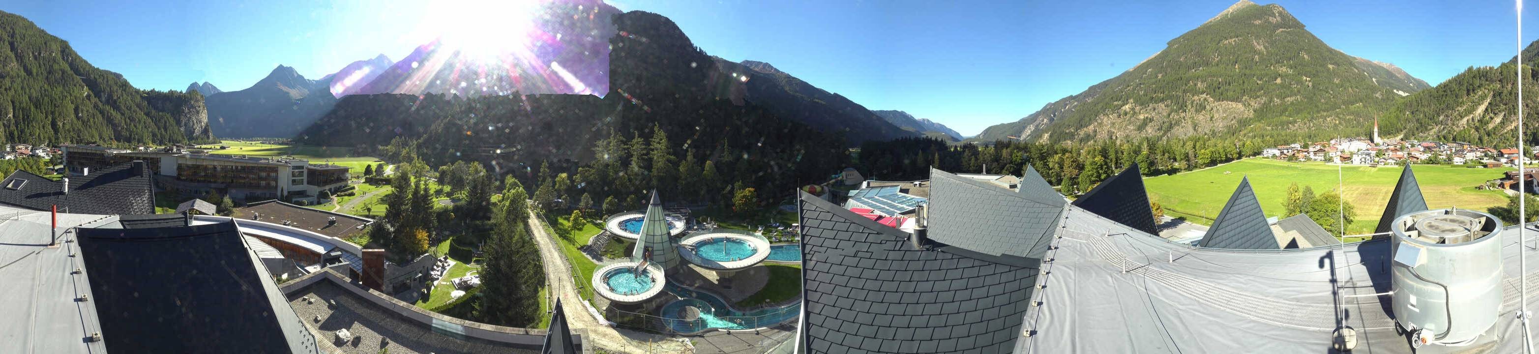 Archived image Webcam Längenfeld: View Aqua Dome