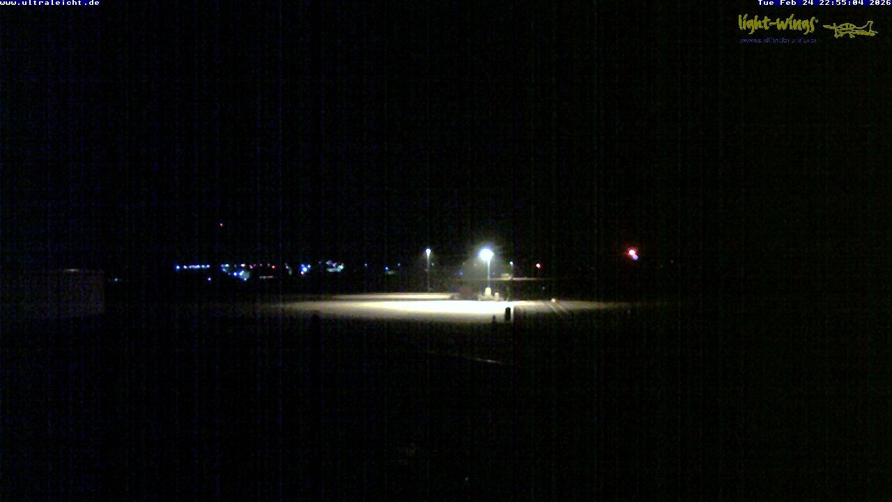 Archived image Webcam Airfield Kassel