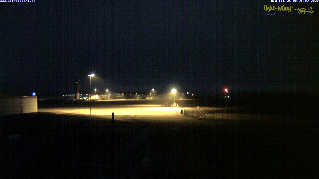Archived image Webcam Airfield Kassel