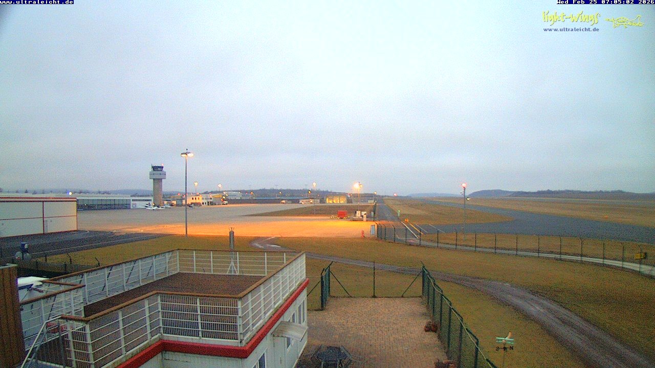 Archived image Webcam Airfield Kassel