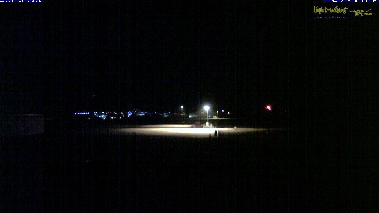 Archived image Webcam Airfield Kassel