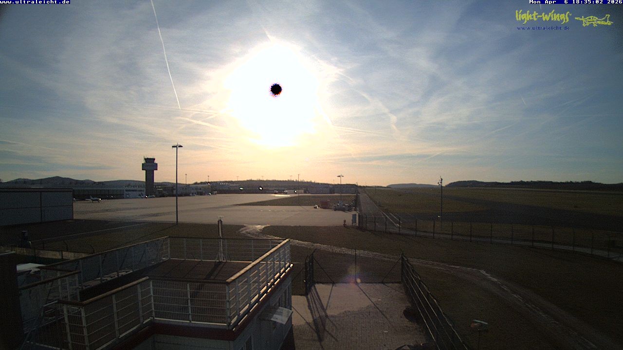 Archived image Webcam Airfield Kassel