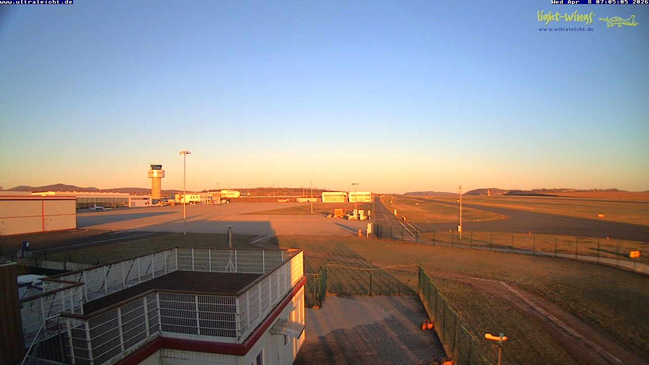 Archived image Webcam Airfield Kassel