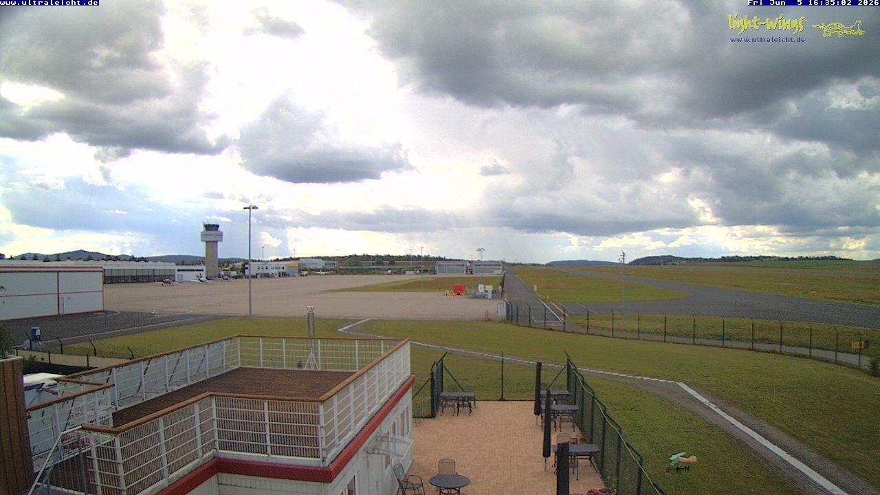 Archived image Webcam Airfield Kassel