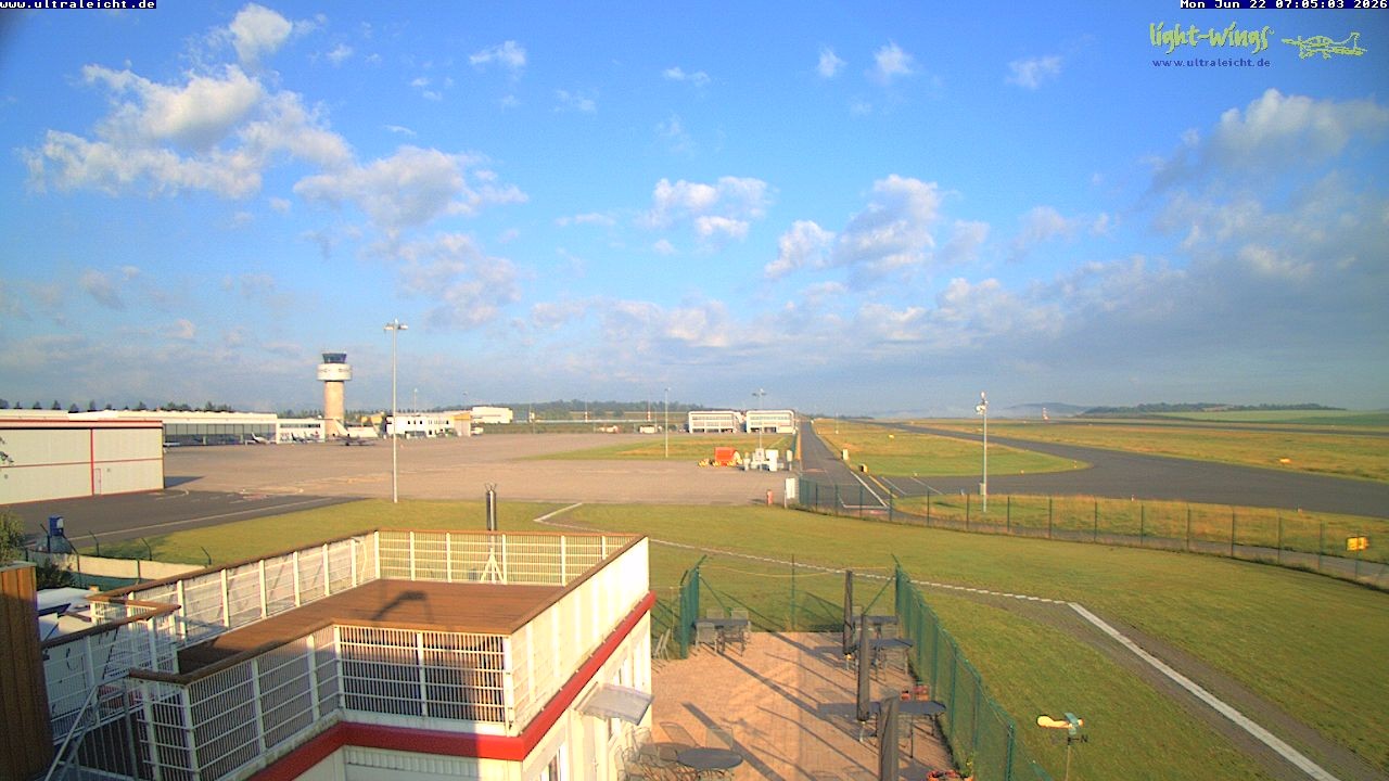 Archived image Webcam Airfield Kassel