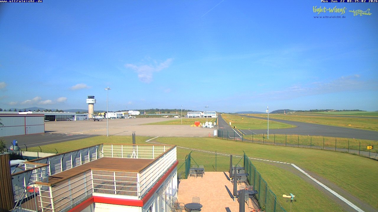 Archived image Webcam Airfield Kassel