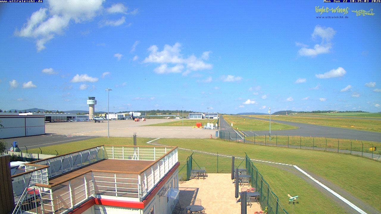 Archived image Webcam Airfield Kassel
