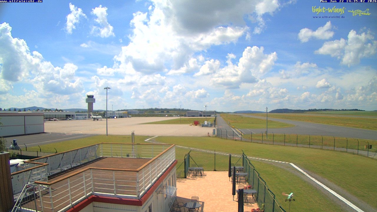 Archived image Webcam Airfield Kassel