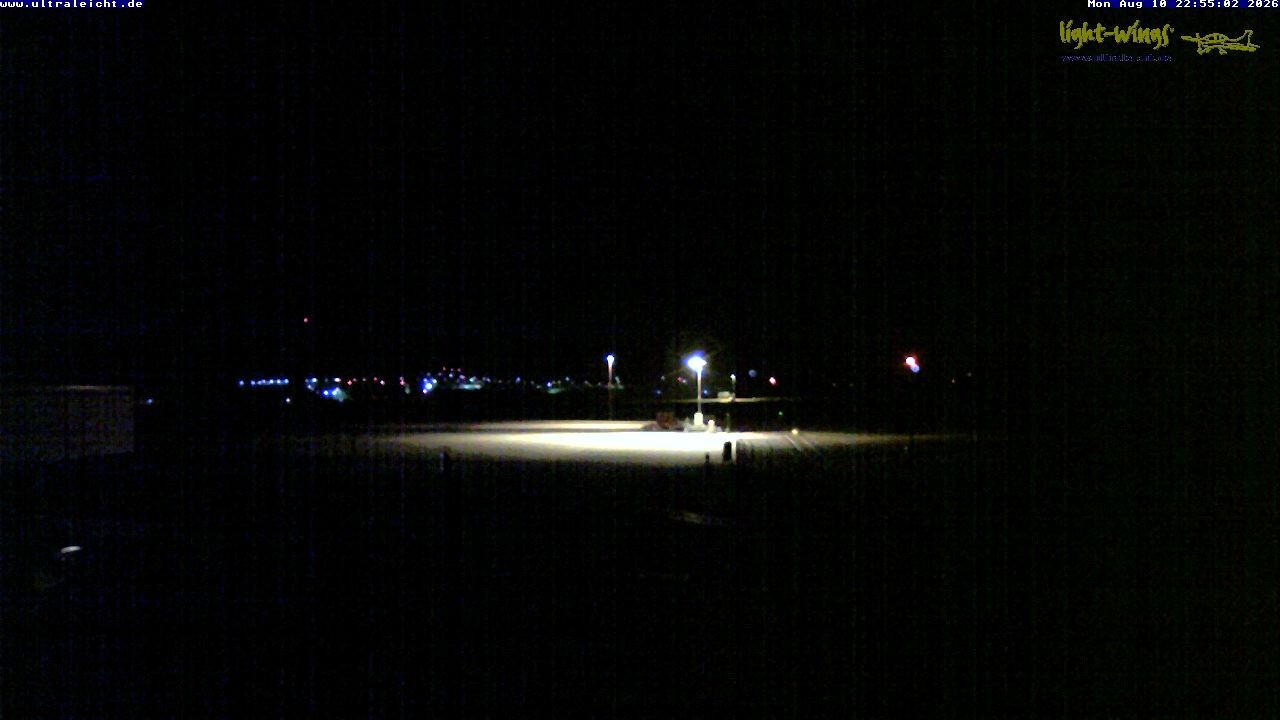 Archived image Webcam Airfield Kassel