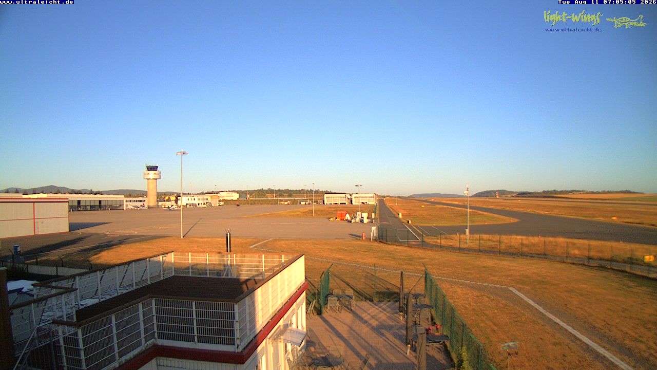 Archived image Webcam Airfield Kassel