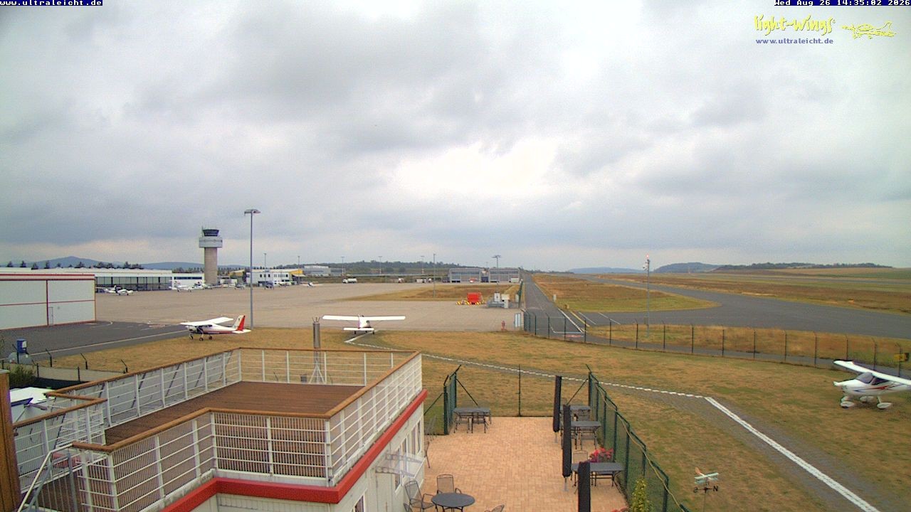 Archived image Webcam Airfield Kassel