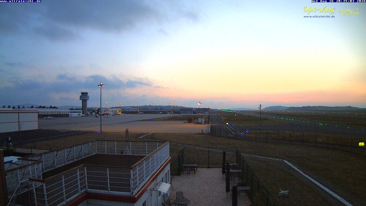 Archived image Webcam Airfield Kassel