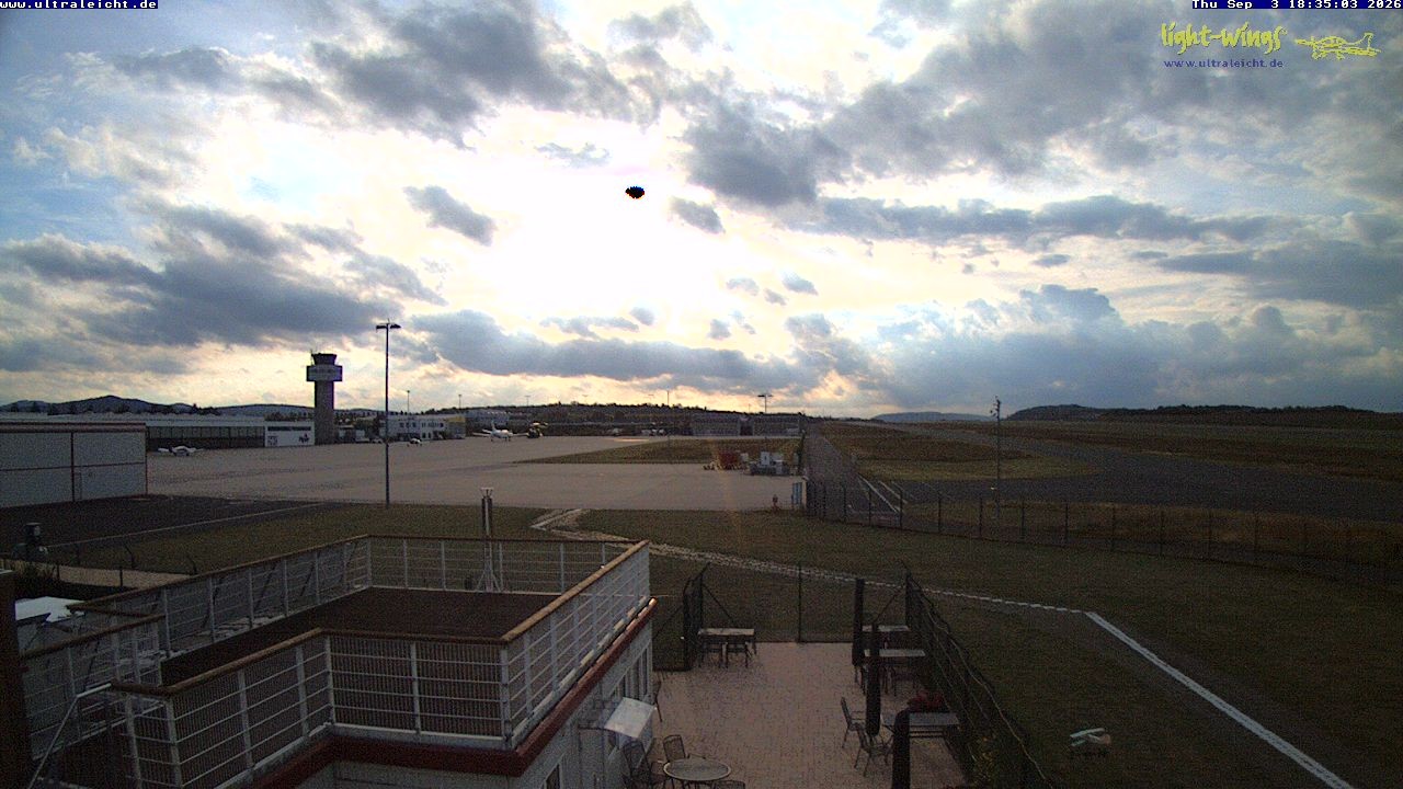 Archived image Webcam Airfield Kassel