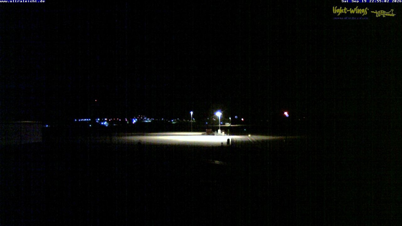 Archived image Webcam Airfield Kassel