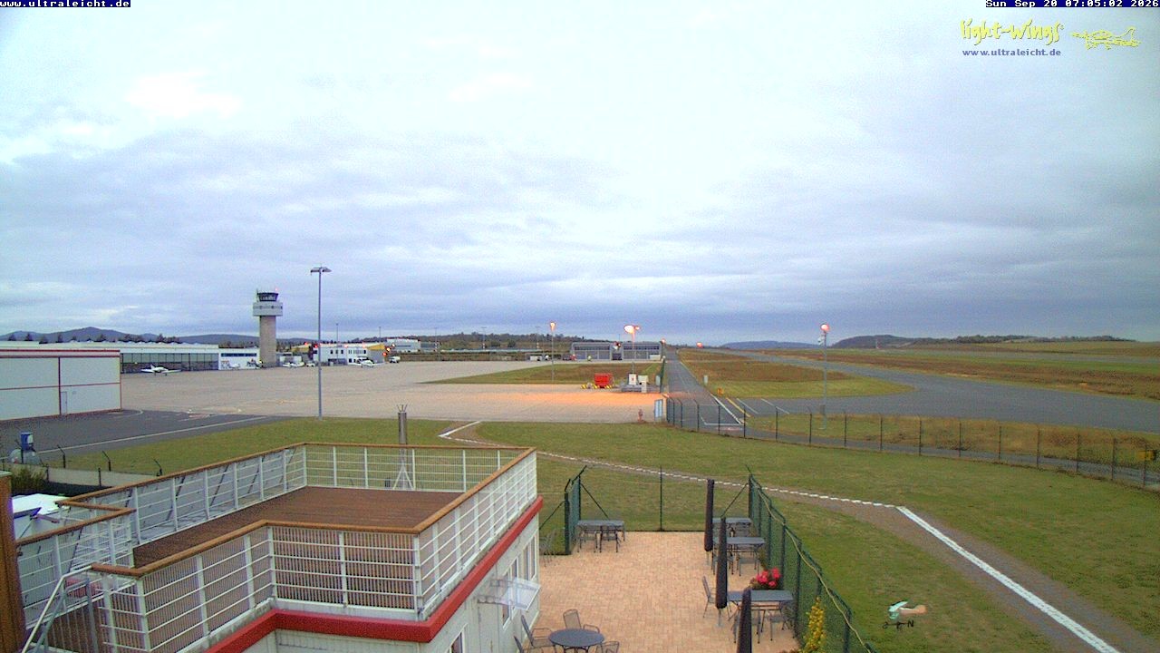 Archived image Webcam Airfield Kassel
