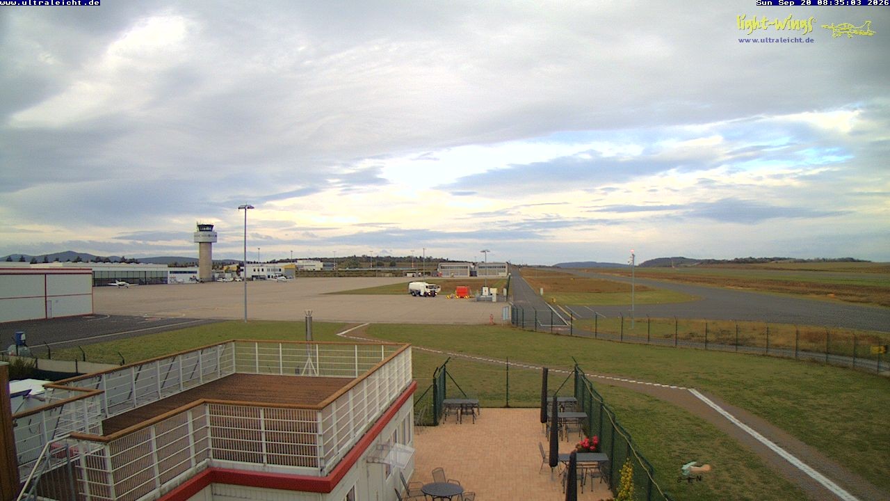 Archived image Webcam Airfield Kassel