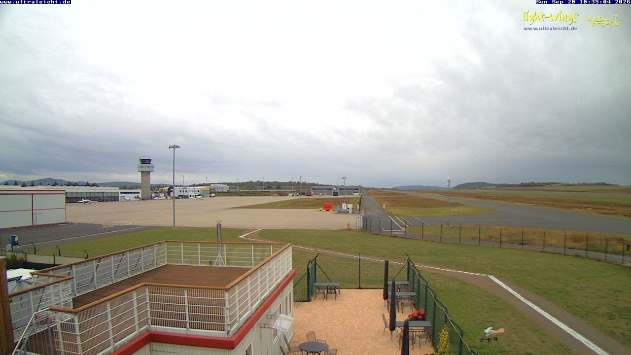 Archived image Webcam Airfield Kassel