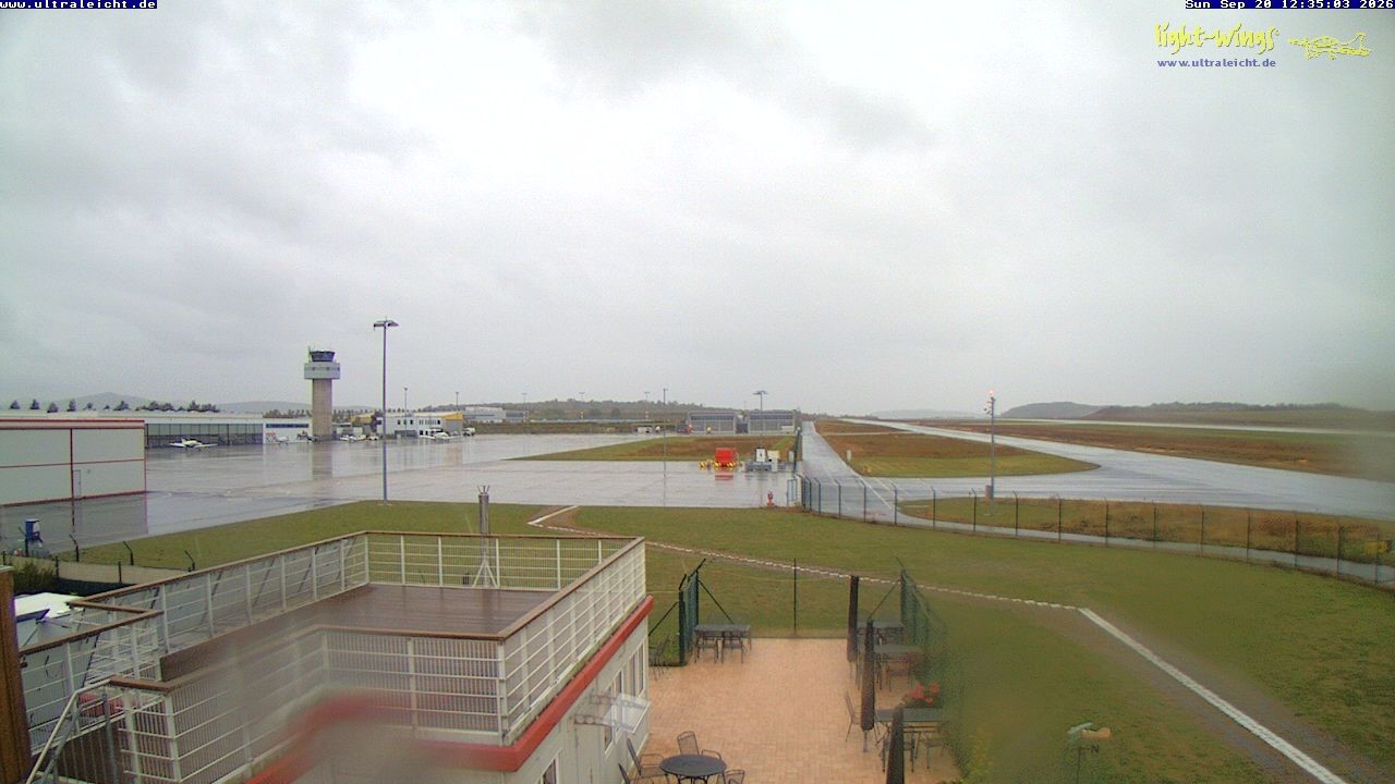 Archived image Webcam Airfield Kassel