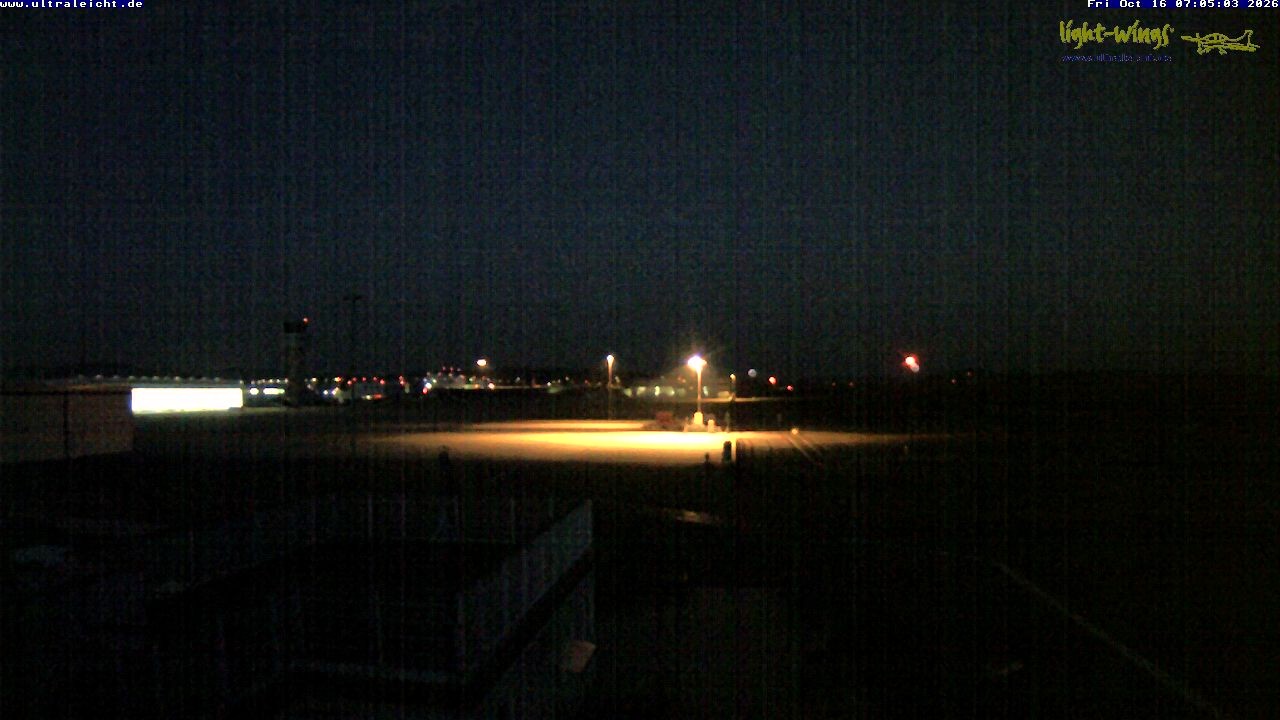Archived image Webcam Airfield Kassel
