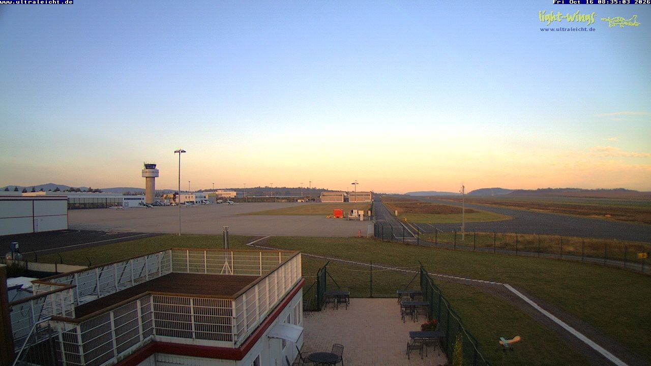 Archived image Webcam Airfield Kassel