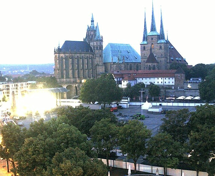 Archived image Webcam Erfurt - Cathedral Square