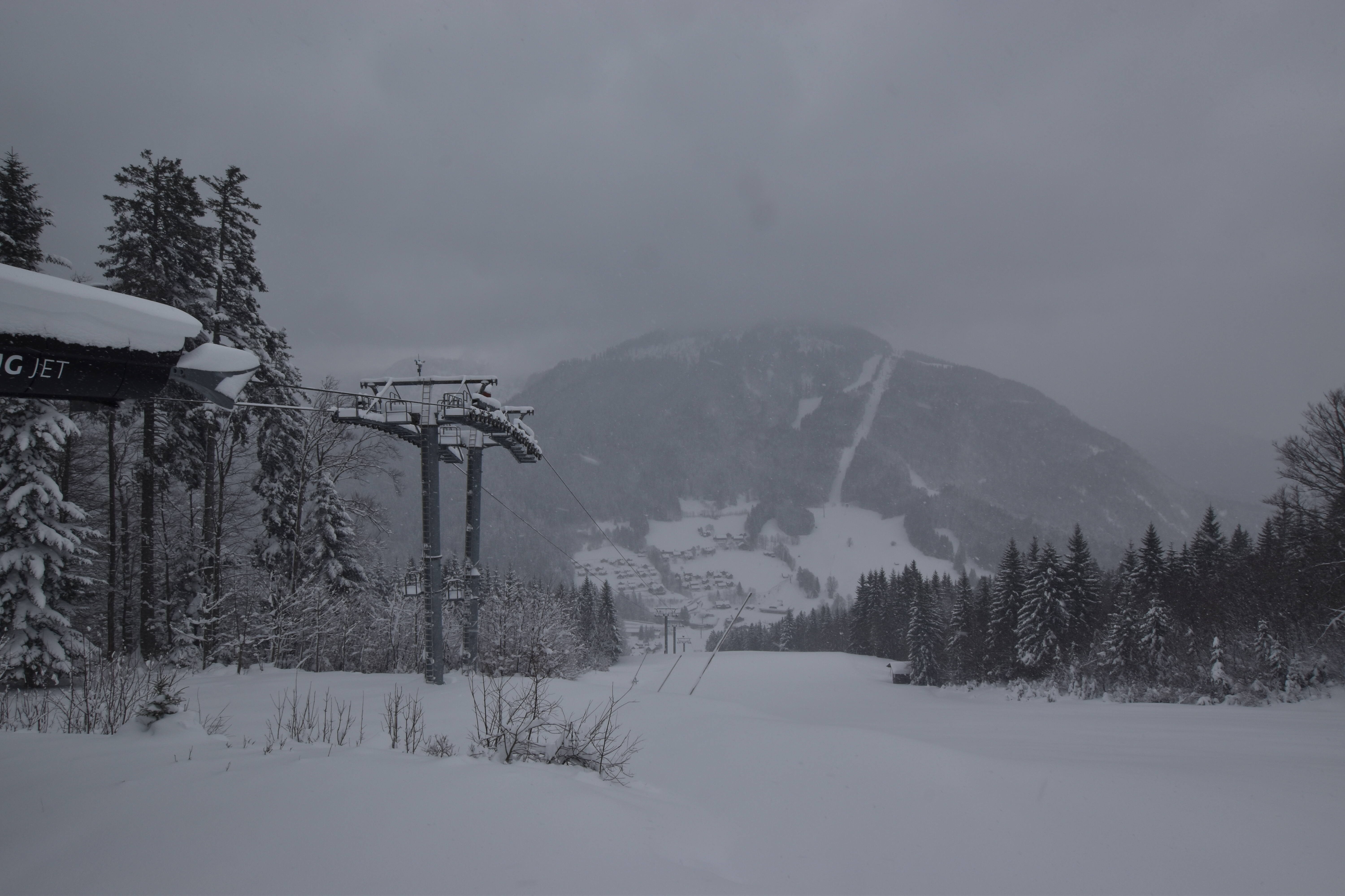 Archived image Webcam Sandling Chair Lift