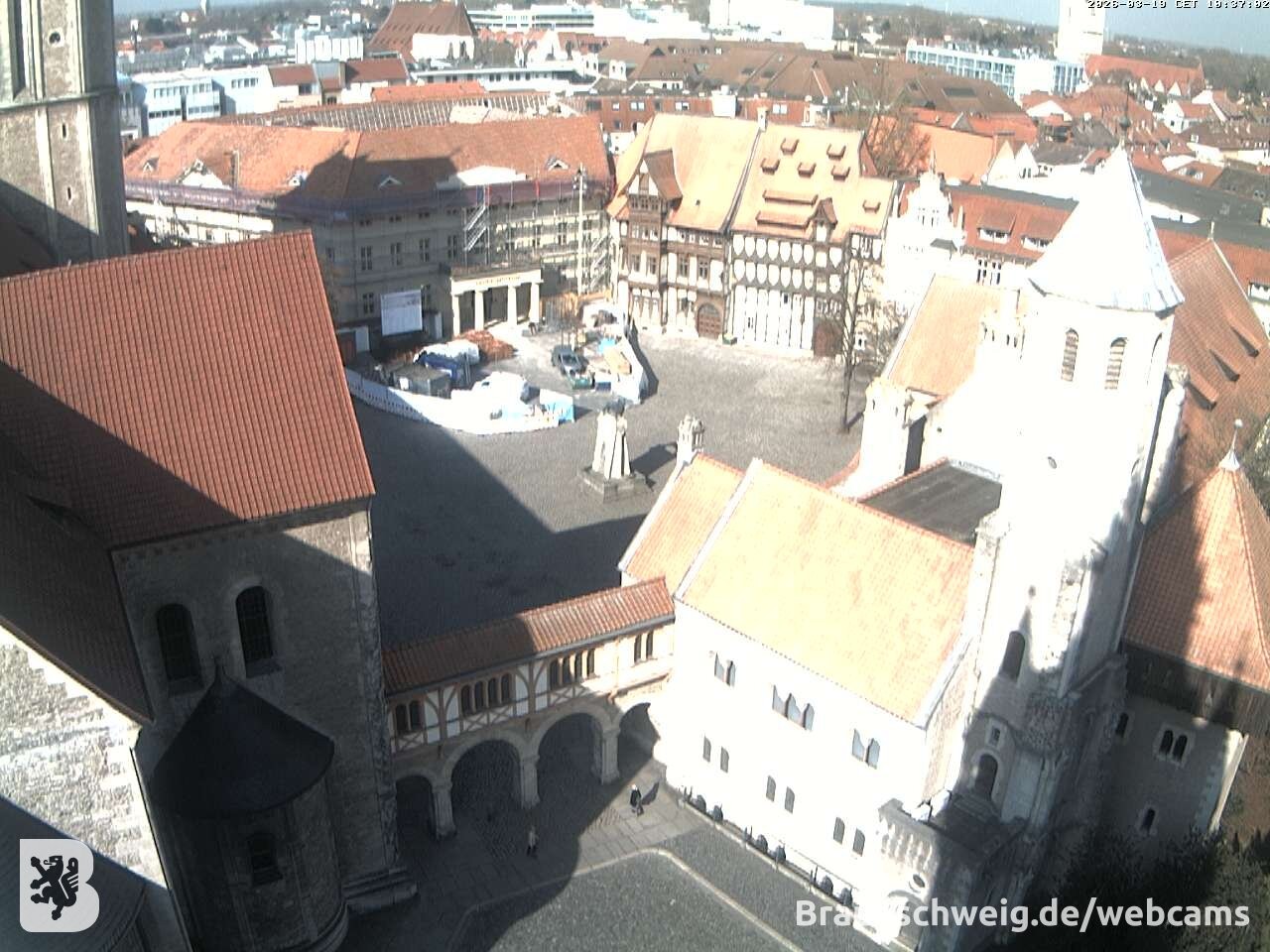 Archived image Webcam Braunschweig - View to Castle Square