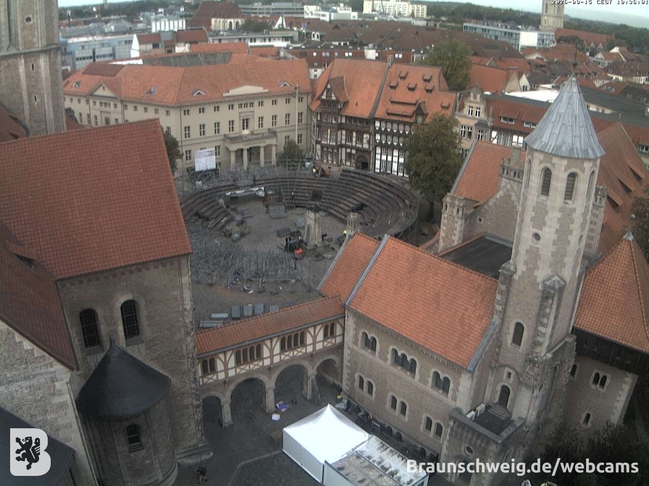 Archived image Webcam Braunschweig - View to Castle Square