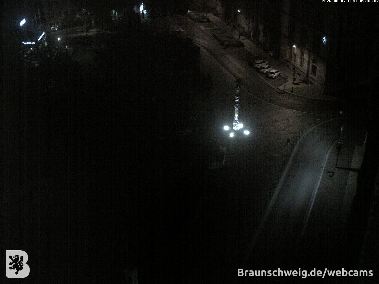 Archived image Webcam Town Hall Braunschweig